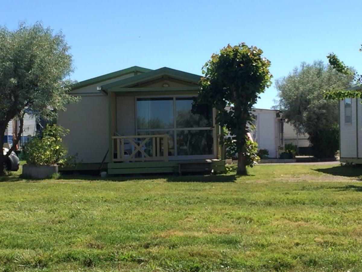 Camping Phare Ouest Saint-Denis-d'Oleron Exterior photo